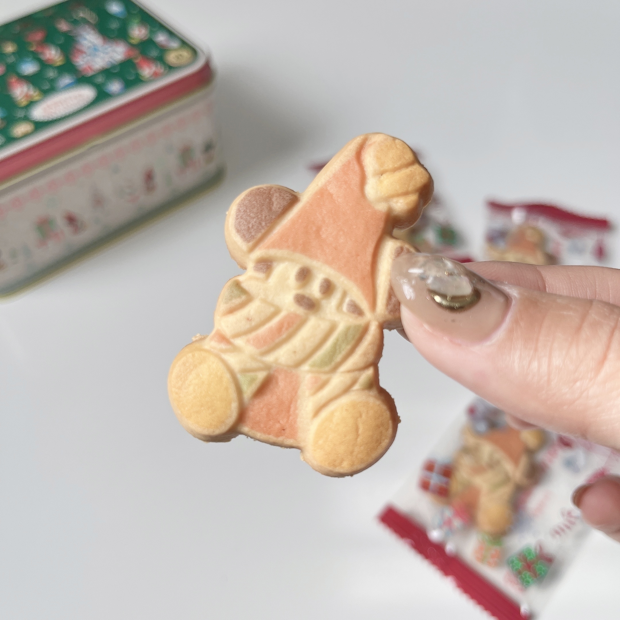 ディズニーランド・シーのオススメお土産「クッキー缶」