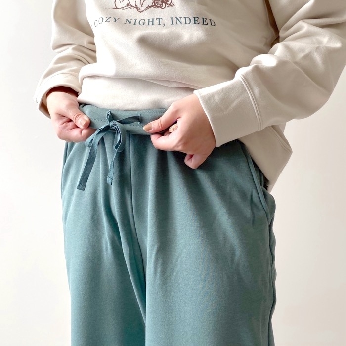 UNIQLO(ユニクロ)のおすすめアイテム「くまのプーさんコレクション ウルトラストレッチウォームセット(長袖)」