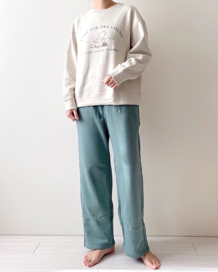 UNIQLO(ユニクロ)のおすすめアイテム「くまのプーさんコレクション ウルトラストレッチウォームセット(長袖)」