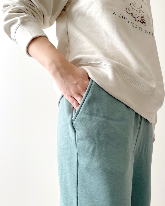 UNIQLO(ユニクロ)のおすすめアイテム「くまのプーさんコレクション ウルトラストレッチウォームセット(長袖)」