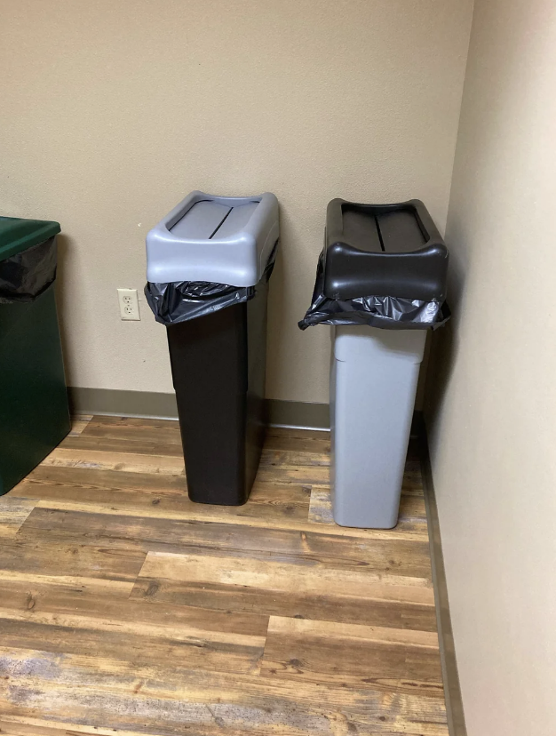 trash cans with the wrong lids on them