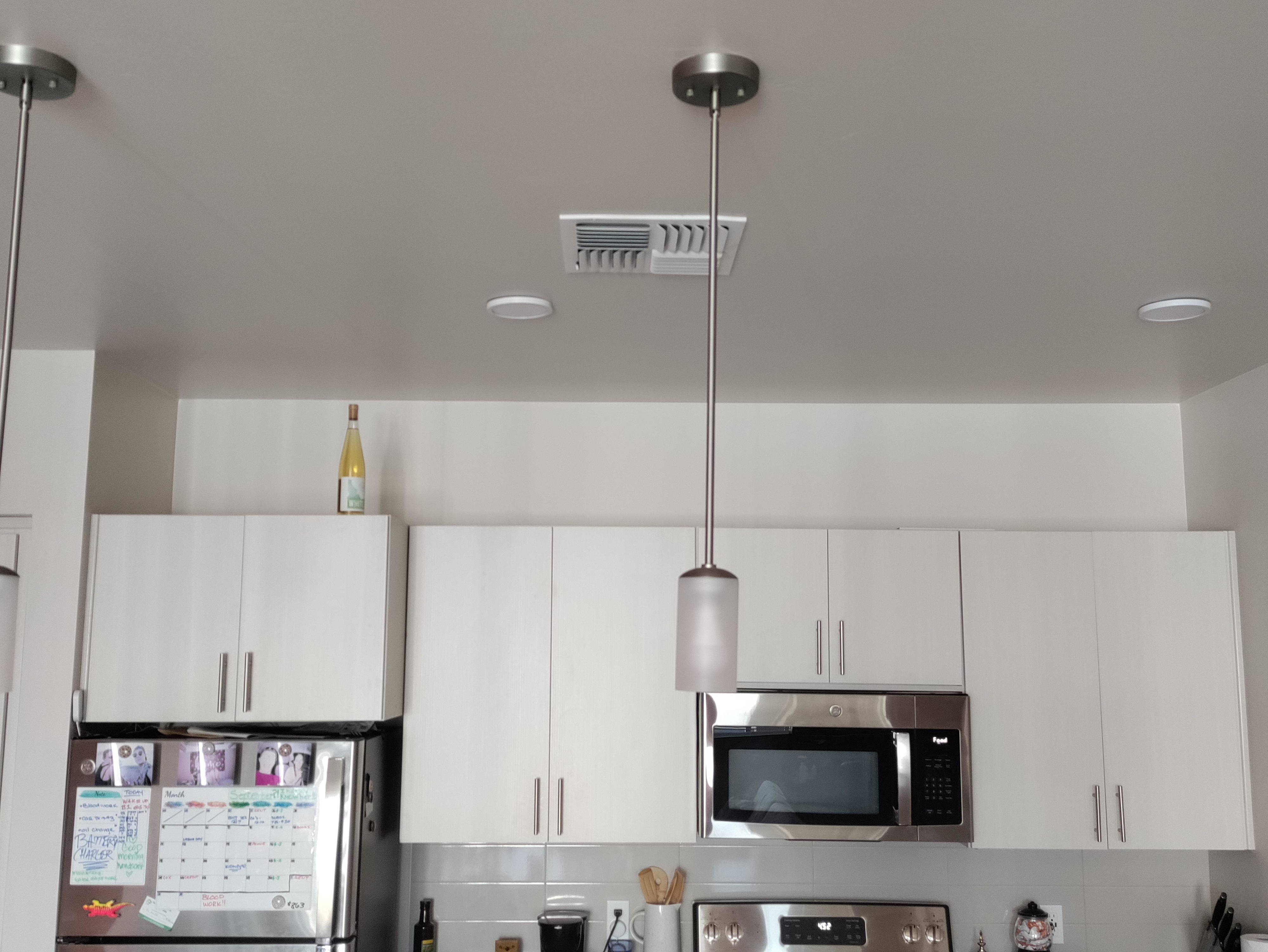 space above kitchen cabinets