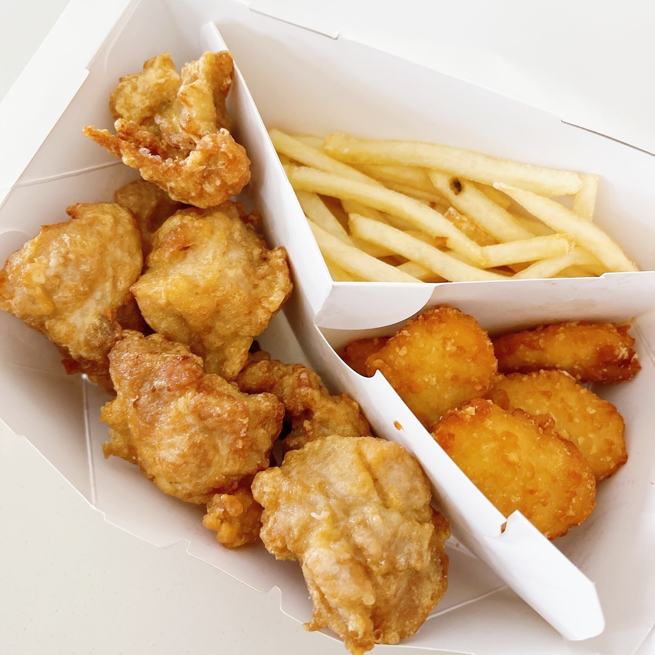 ほっともっとのおすすめの新商品「チキンバラエティパック（トリプル）」