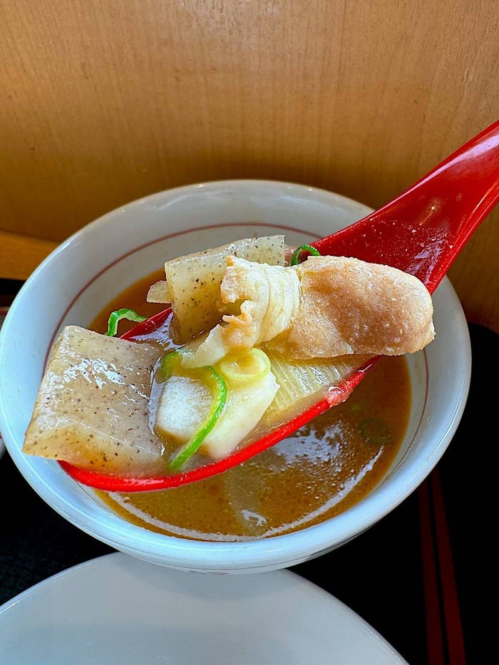 なか卯のおすすめメニュー モーニング限定の「京風とん汁目玉焼き朝食」