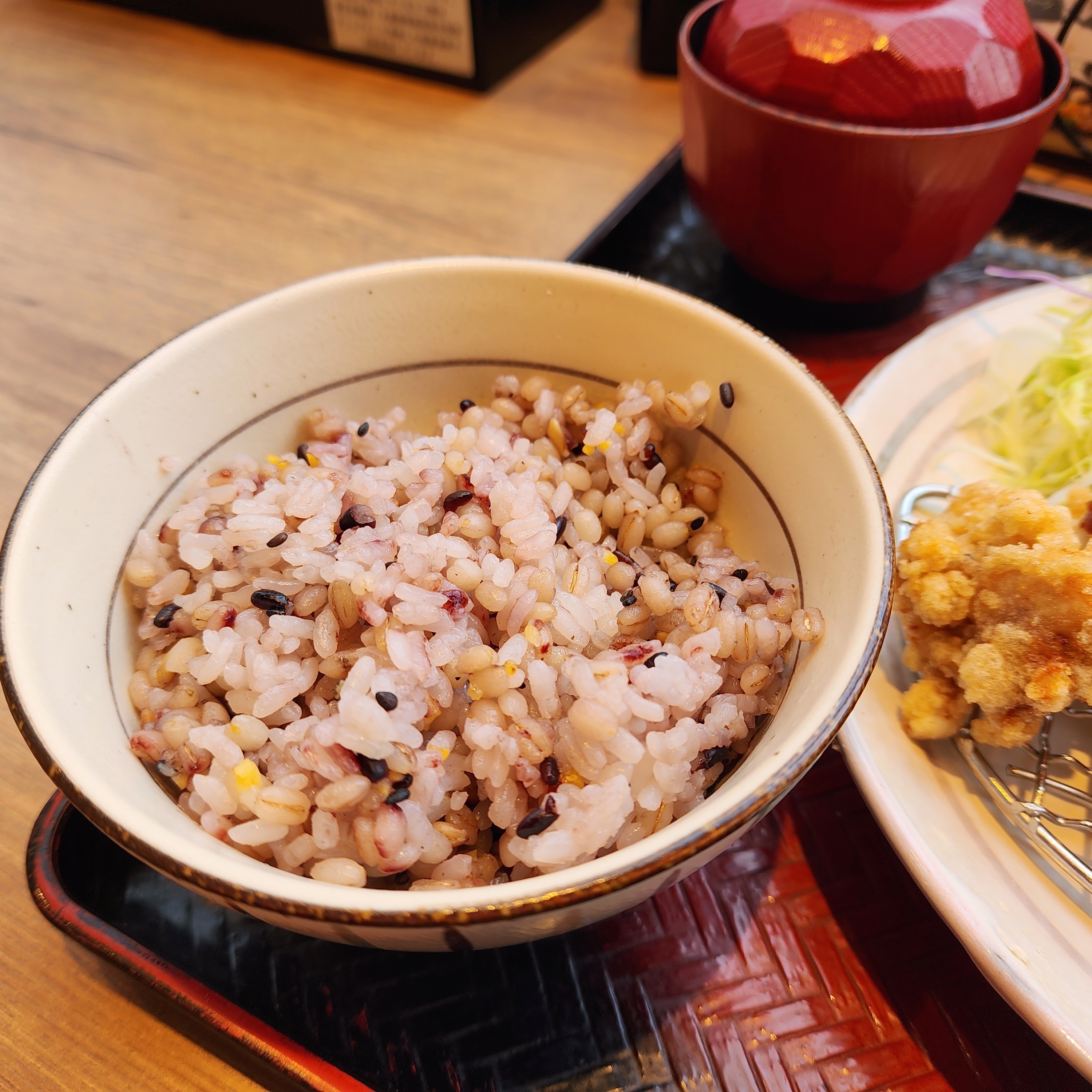 大戸屋のおすすめメニュー「香味唐揚げ定食」