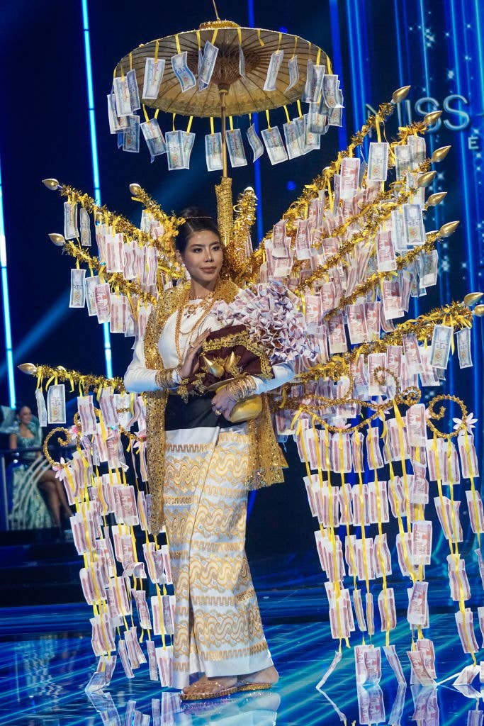 Miss Universe 2023 Wardrobe Malfunctions of National Costumes