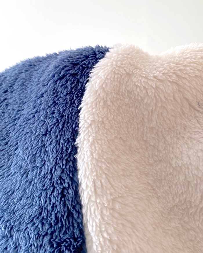 GUのオススメのルームウェア「マシュマロフィールフーディセット（長袖） Disney 1」