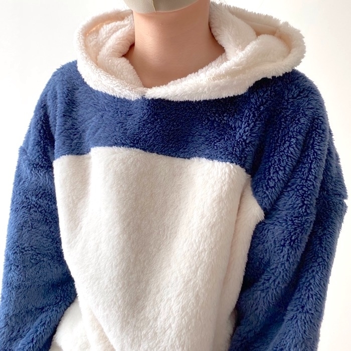 GUのオススメのルームウェア「マシュマロフィールフーディセット（長袖） Disney 1」