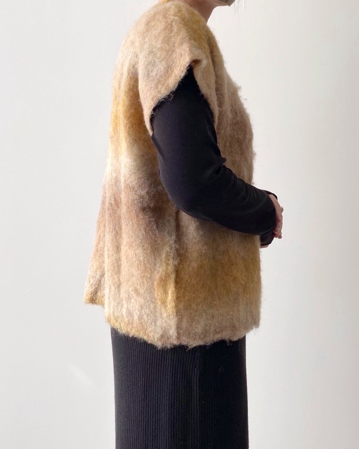 ZARAのオススメのトップス「オンブレ ニットベスト」