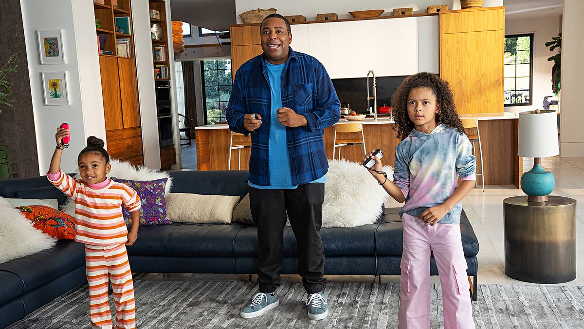9-year-old Georgia and 5-year-old Gianna join the 'SNL' comedian in the latest commercials for the Nintendo Switch.