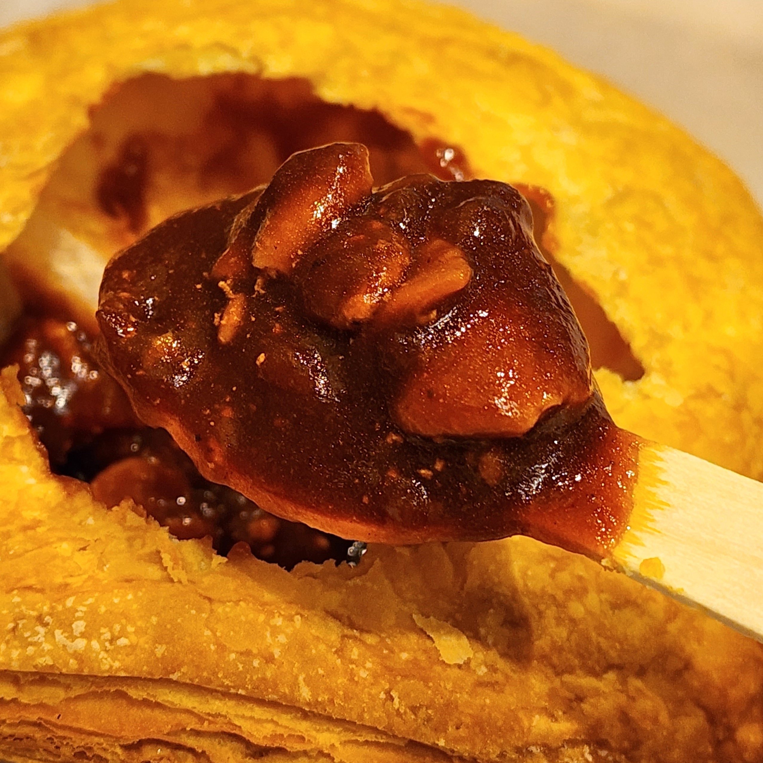 KFC(ケンタッキー・フライド・チキン)のおすすめメニュー「チキンクリームポットパイ」「デミグラスポットパイ」