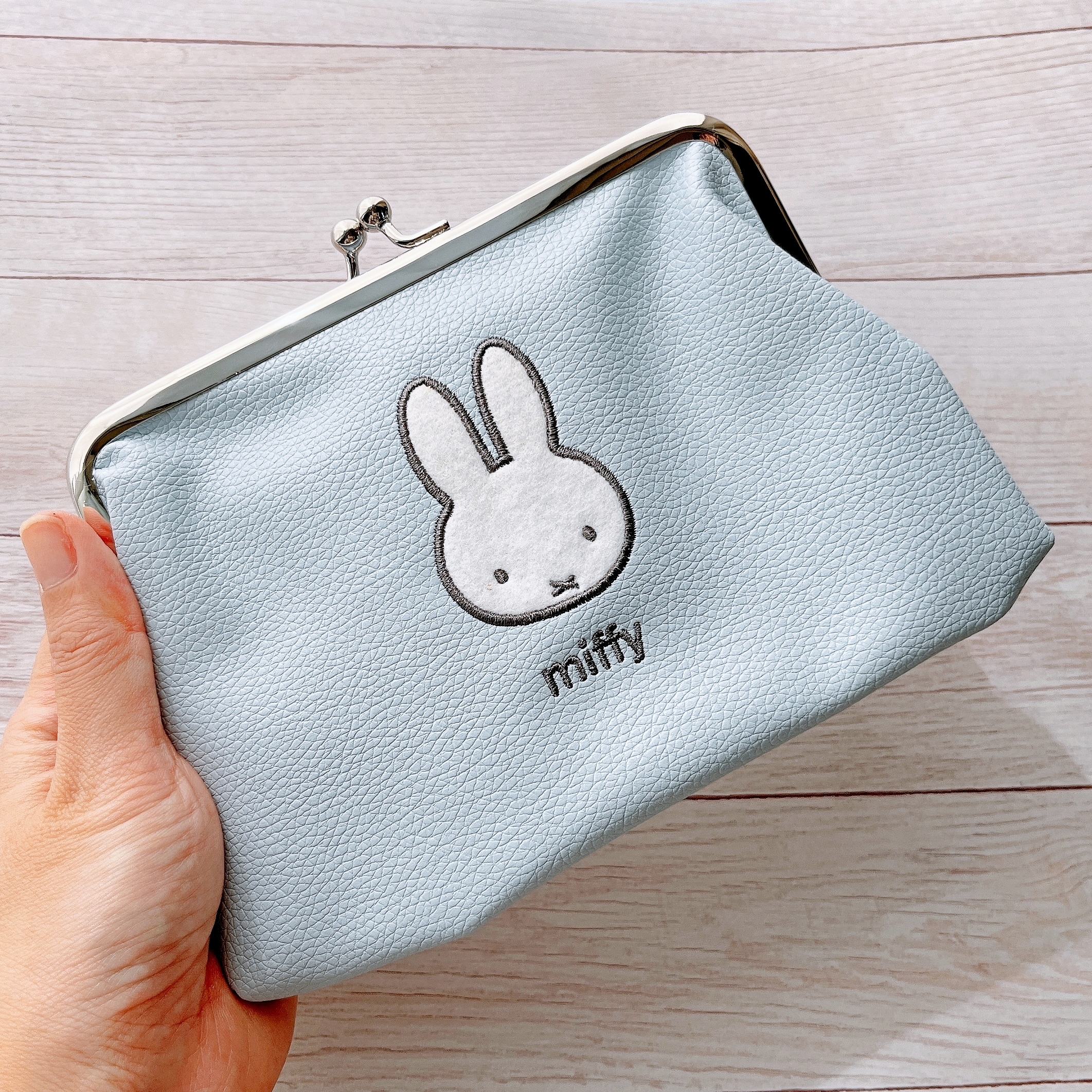 SPRiNG（スプリング）12月号の特別付録「miffy（ミッフィー）レザー調がま口ポーチ」