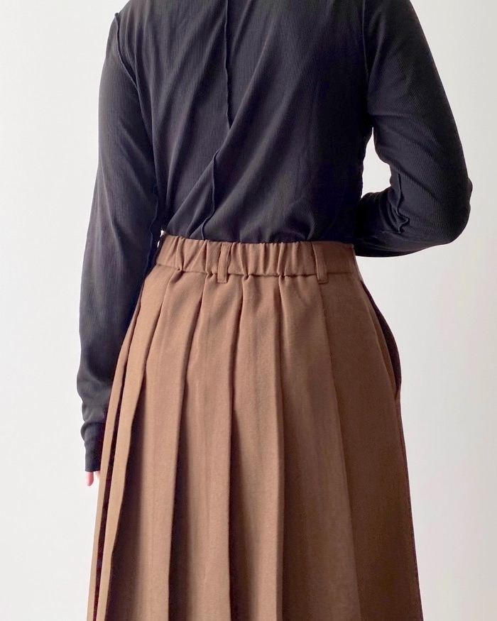 GU(ジーユー)のおすすめスカート「プリーツAラインミディスカート+E」