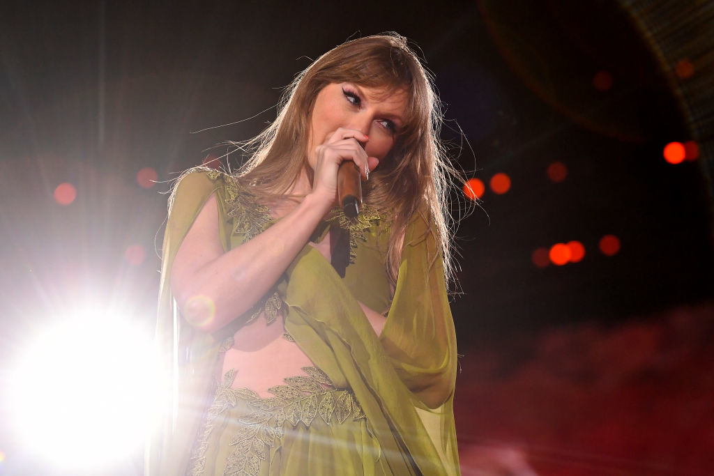 Closeup of Taylor Swift onstage