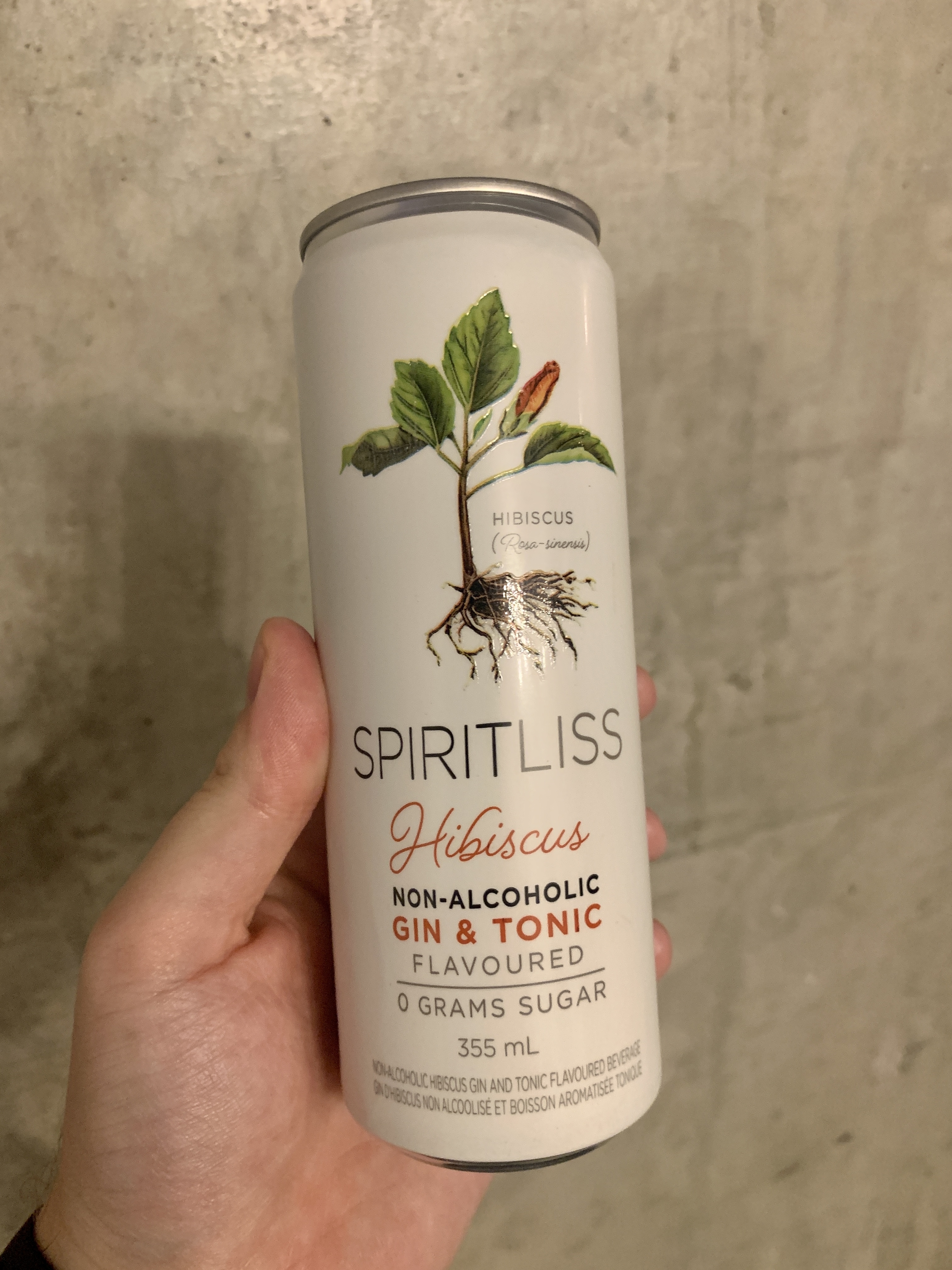 can of spiritliss non-alc gin and tonic flavoured