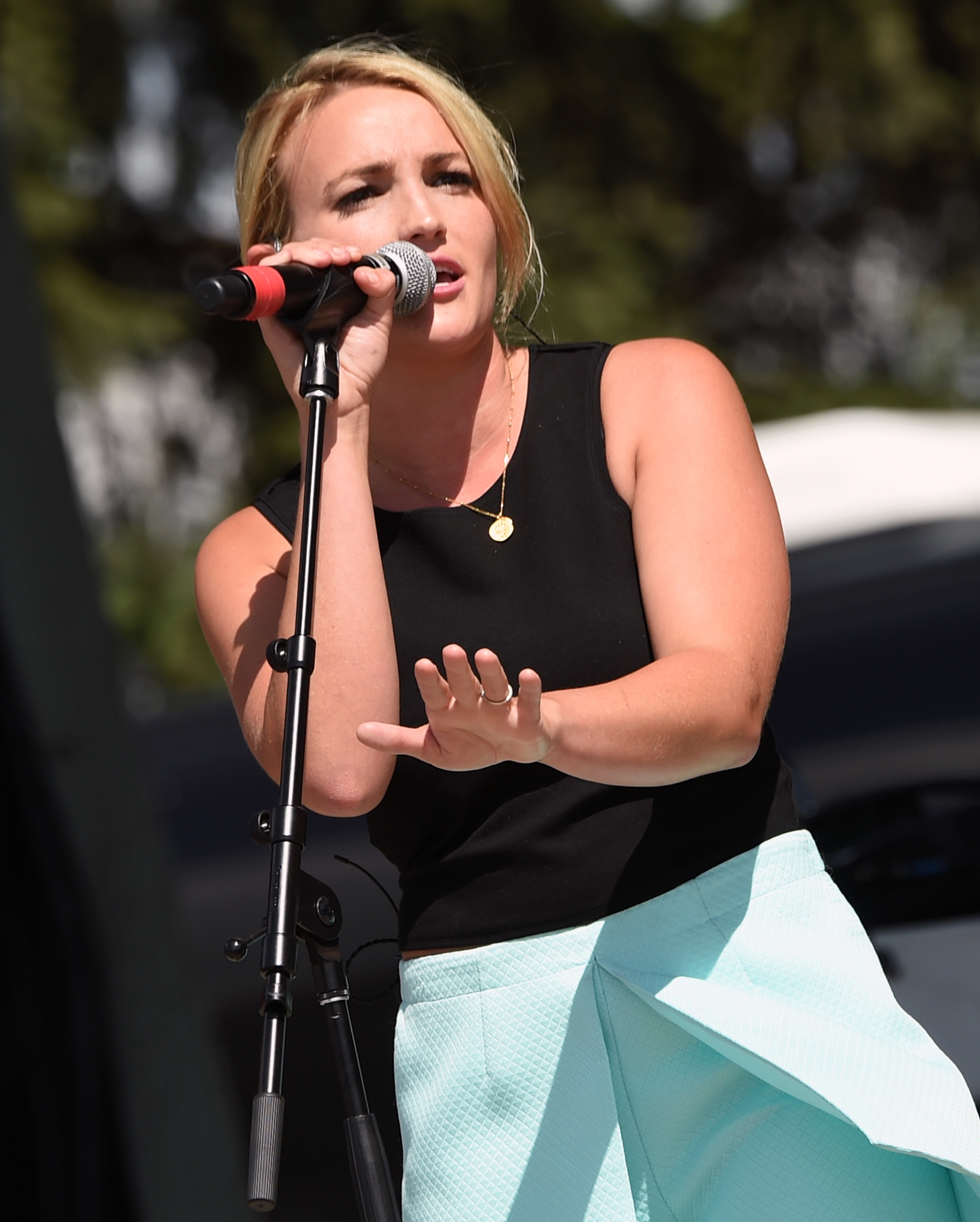 Jamie Lynn performing onstage