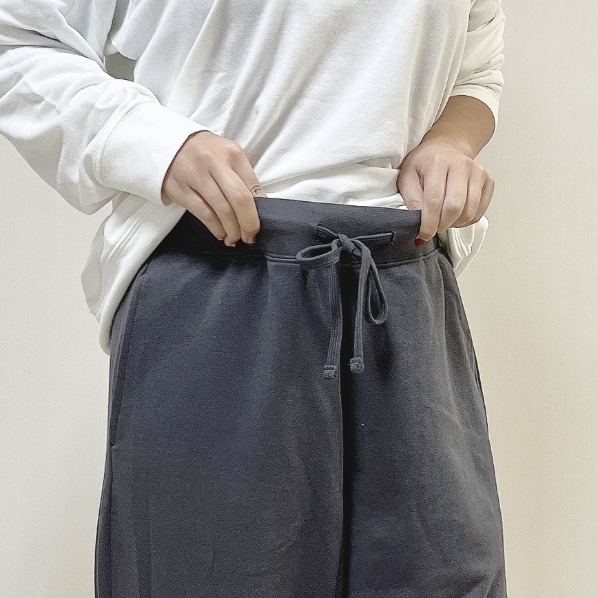 GUのオススメルームウェア「ソフトスウェットラウンジ（長袖＆ロングパンツ） Netflix（ストレンジャー・シングス 未知の世界）」