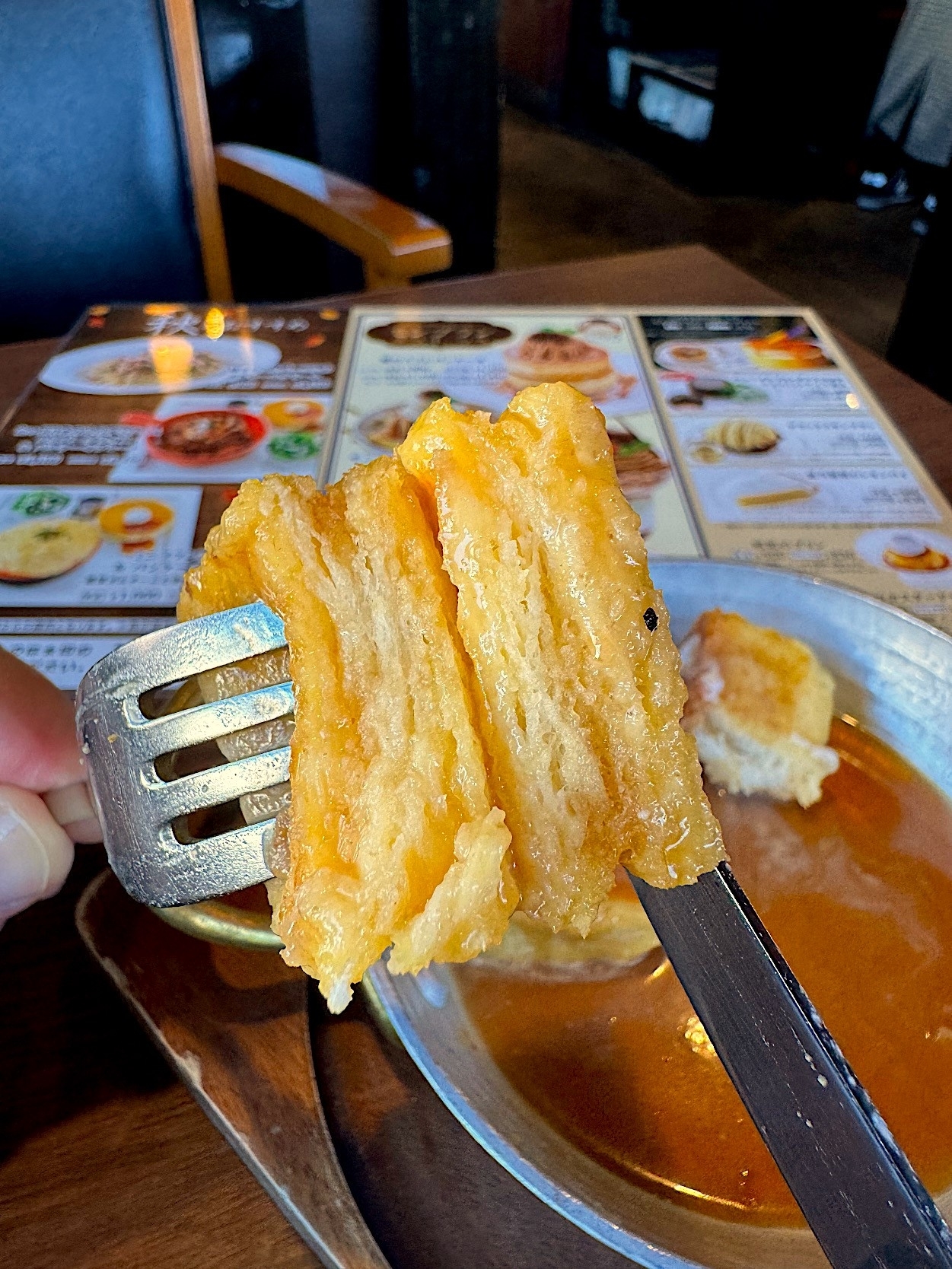 星乃珈琲店のオススメのスイーツ「モンブランのフレンチトースト」