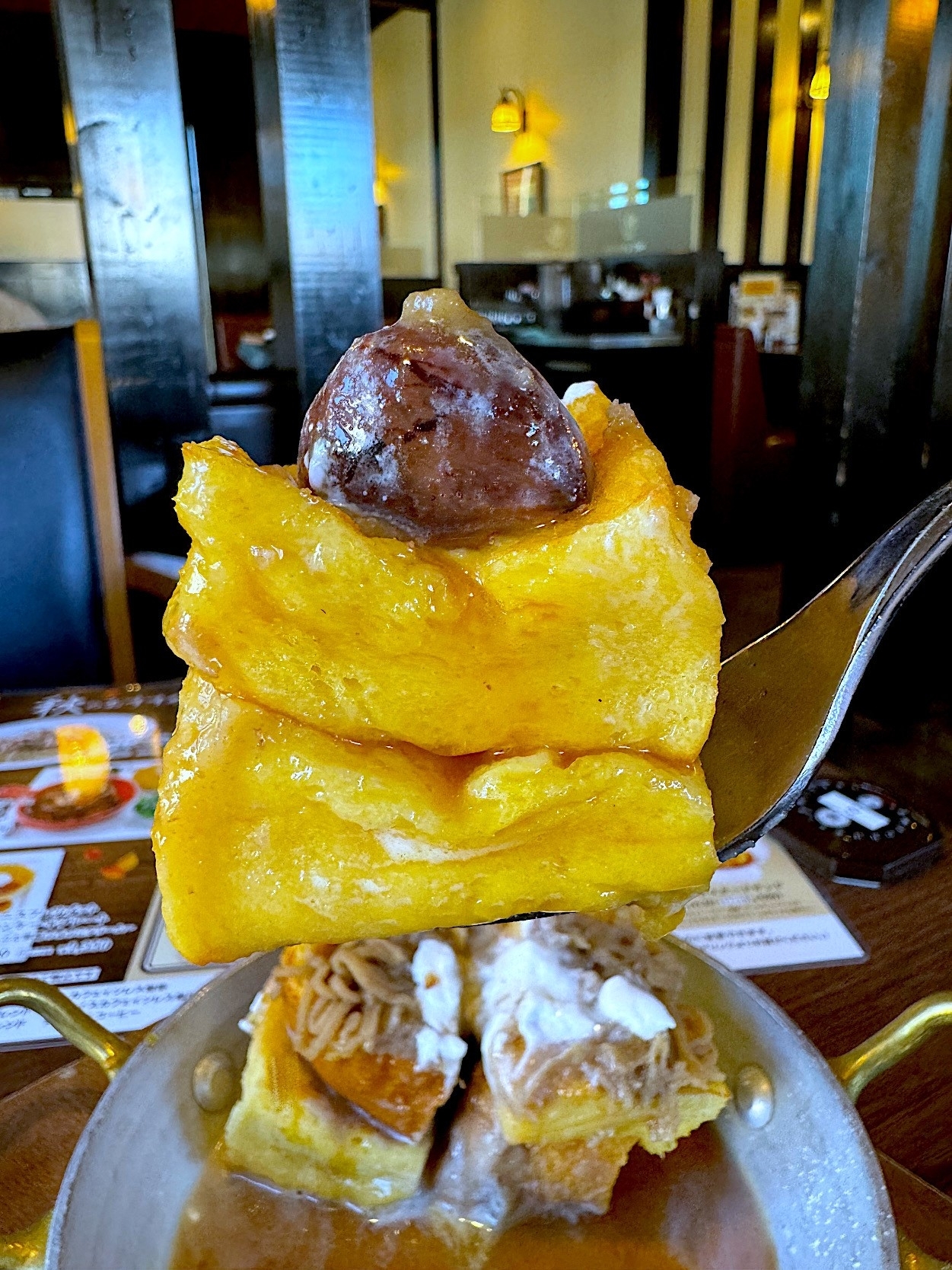 星乃珈琲店のオススメのスイーツ「モンブランのフレンチトースト」