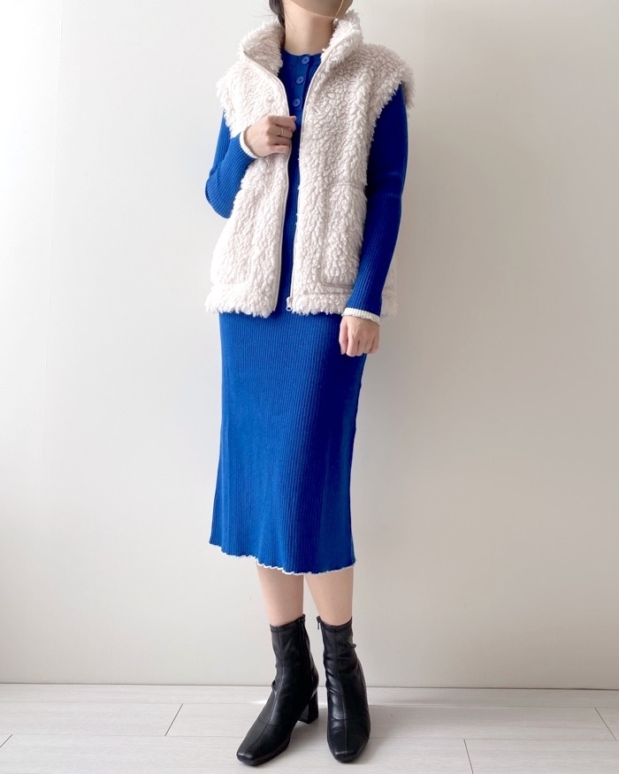 UNIQLO（ユニクロ）のおすすめワンピース「リブニットワンピース（長袖）」