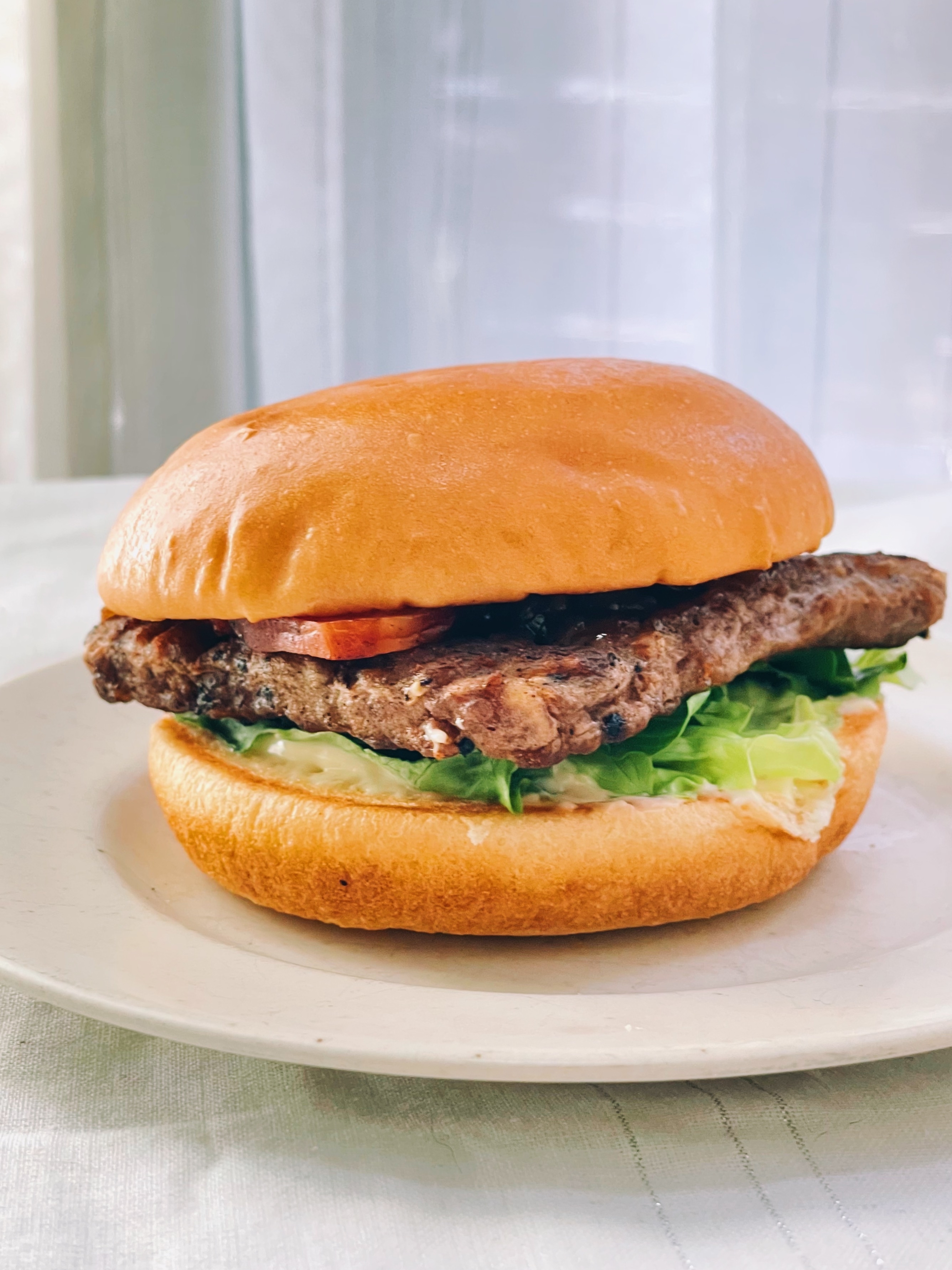 モスバーガーのオススメグルメ「一頭買い 黒毛和牛バーガー シャリアピンソース 〜トリュフ風味〜」