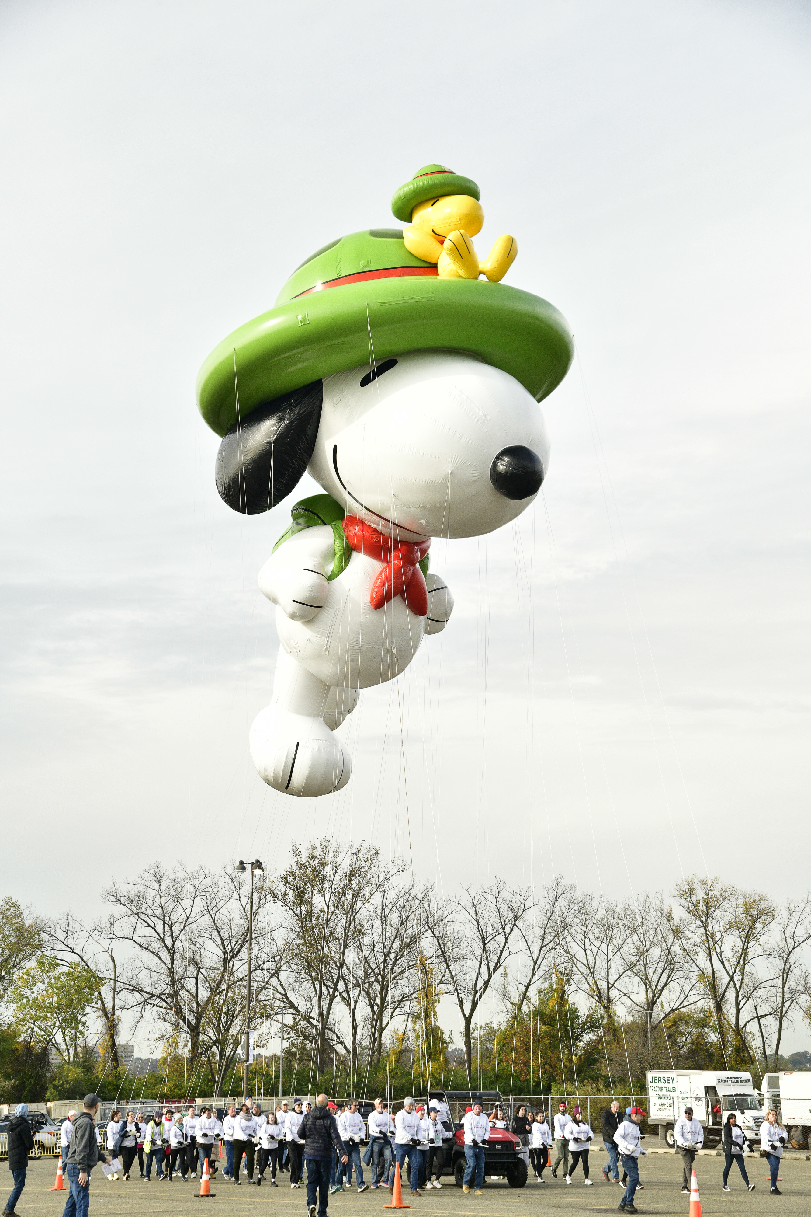 The Beagle Scout Snoopy balloon
