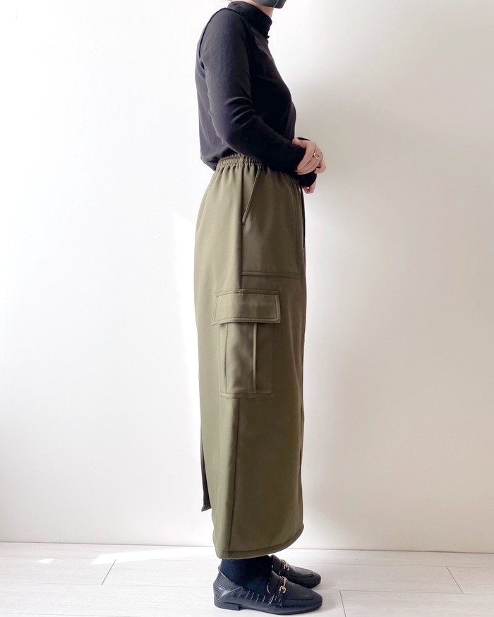 GUのオススメのスカート「裏フリースカーゴロングスカートQ」