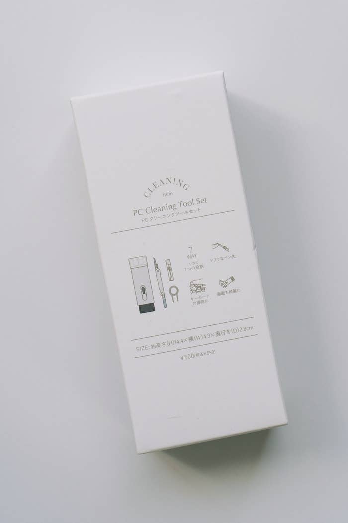 3COINS(スリーコインズ)の便利グッズ「7WAYPCクリーニングツールセット」