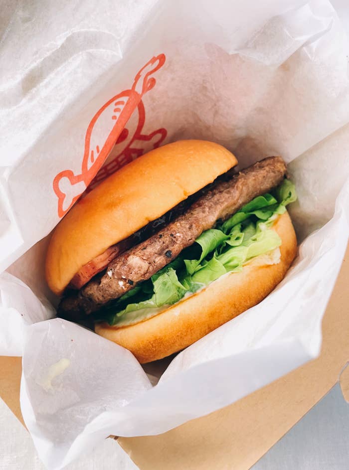 モスバーガーのオススメグルメ「一頭買い 黒毛和牛バーガー シャリアピンソース 〜トリュフ風味〜」