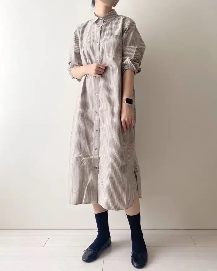 無印良品のおすすめアイテム「洗いざらしブロードレギュラーカラー長袖ワンピース」