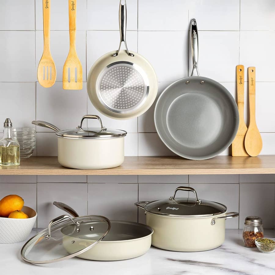 HexClad cookware: Get our favorite overall cookware set for 40% off