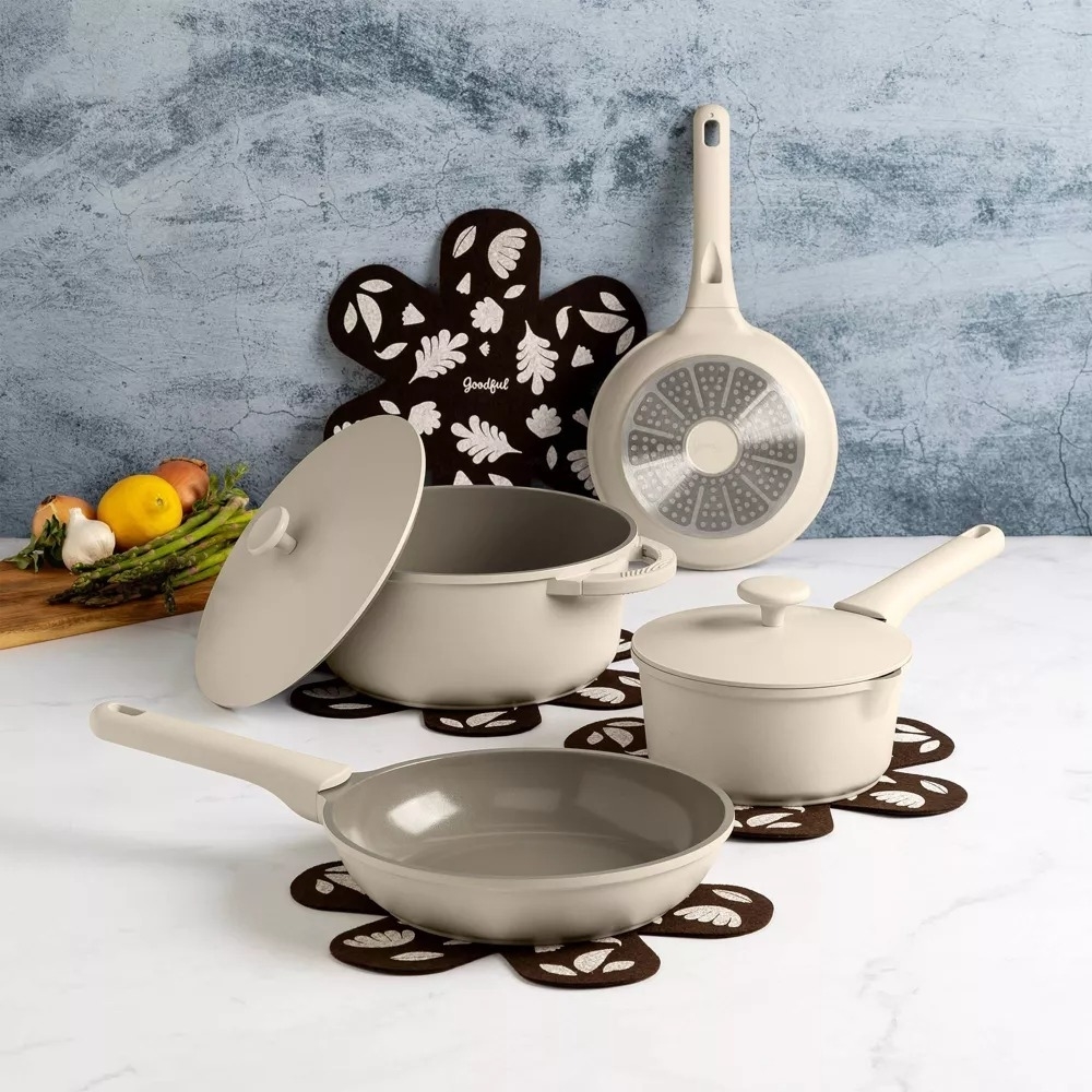 the cream colored cookware set