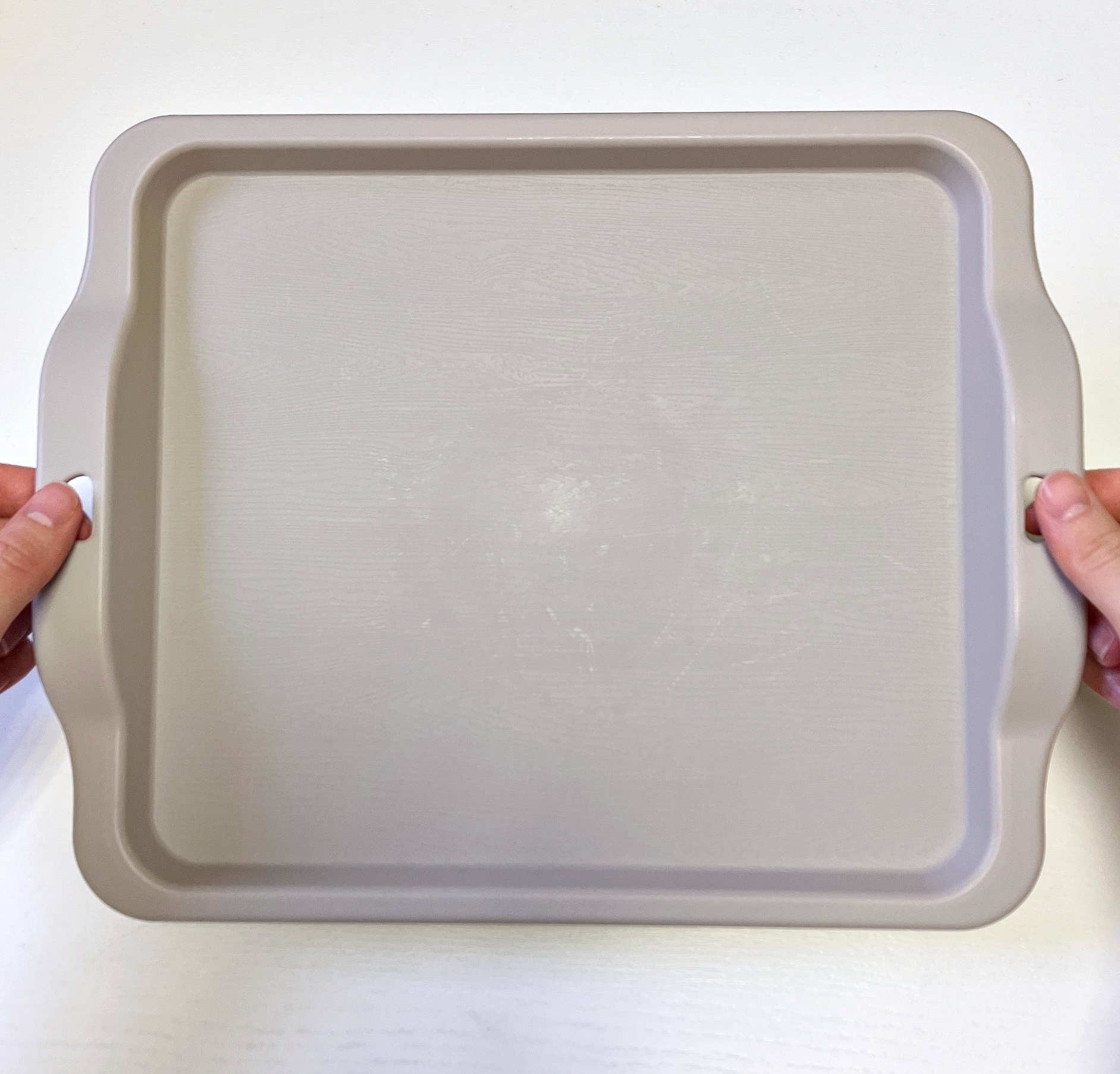 Seria（セリア）のおすすめキッチン雑貨「電子レンジで使えるトレー」