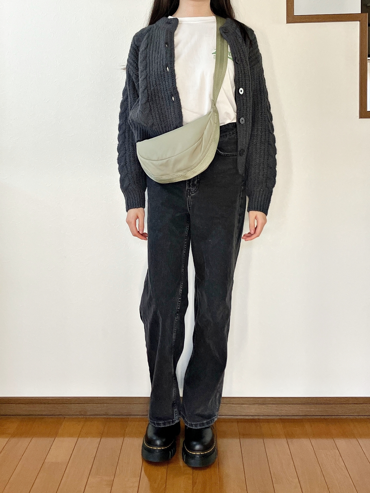 ZARA(ザラ)のおすすめバッグ「ナイロン クロスボディバッグ」