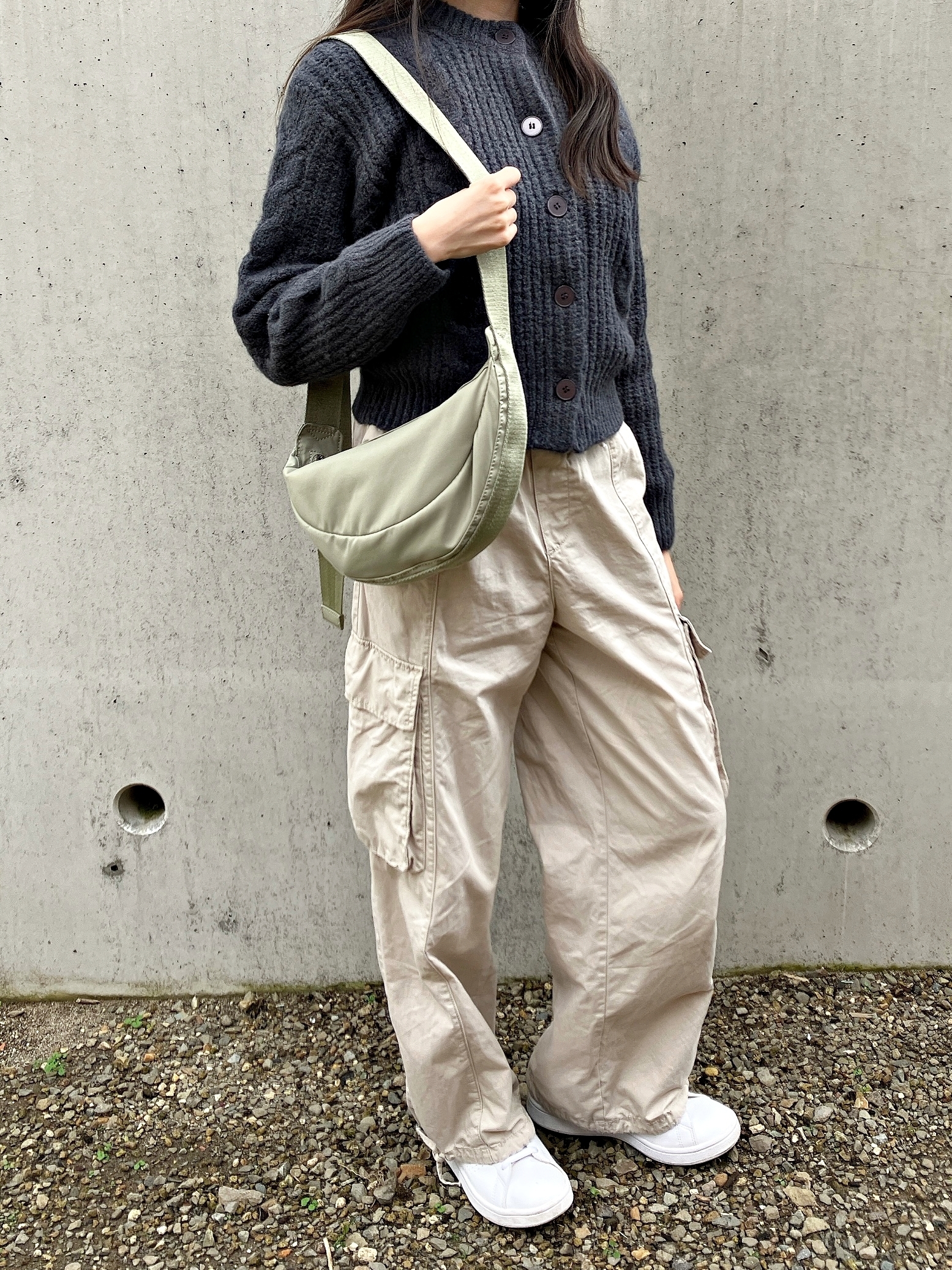 ZARA(ザラ)のおすすめバッグ「ナイロン クロスボディバッグ」