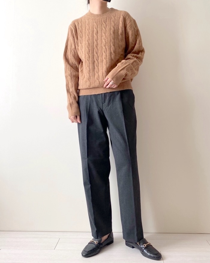 ユニクロのオススメのパンツ「ヒートテックタックテーパードパンツ(丈標準68~70cm)」のコーディネート