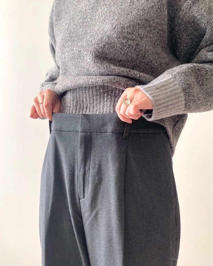 ユニクロのオススメのパンツ「ヒートテックタックテーパードパンツ(丈標準68~70cm)」