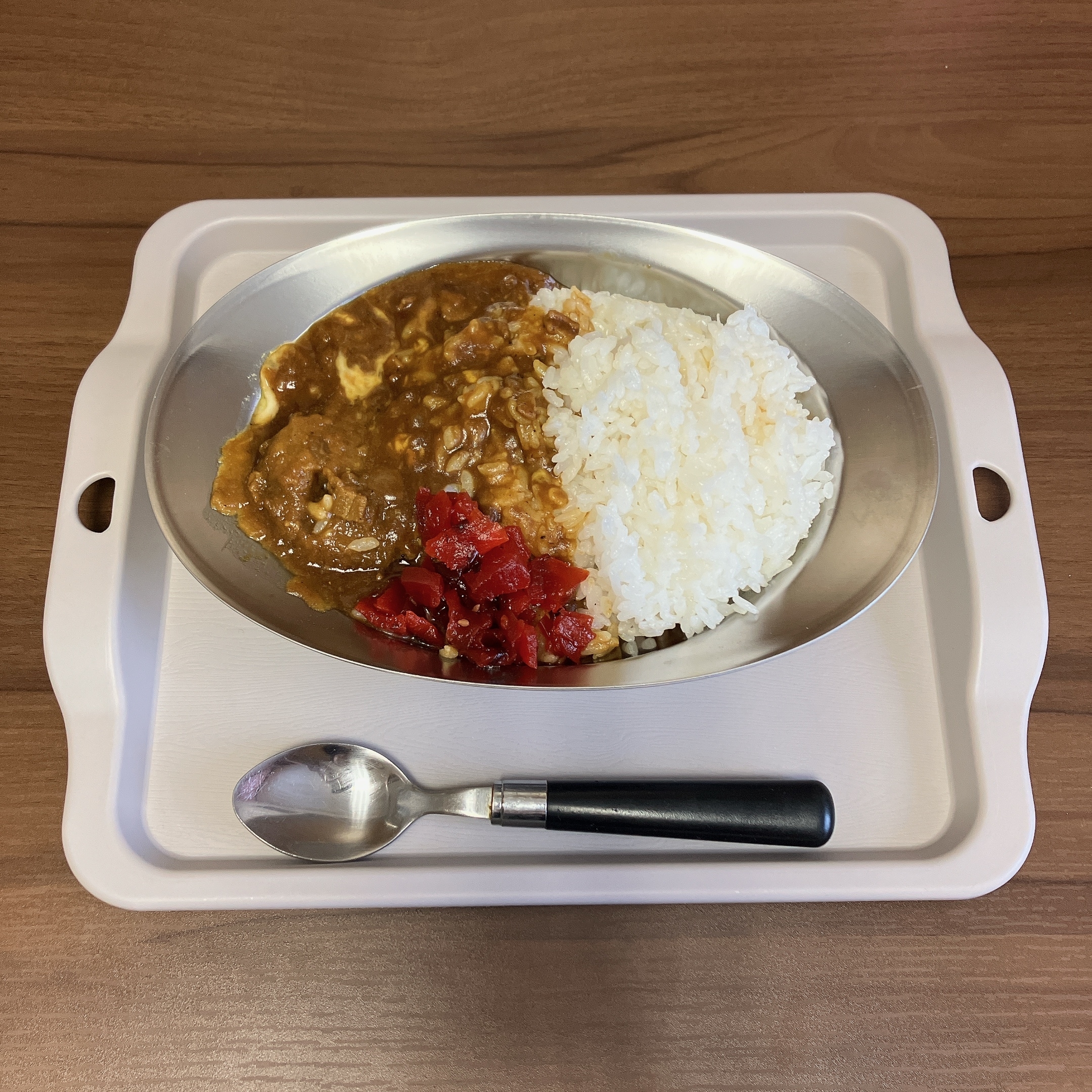 Seria(セリア)のおすすめキッチン雑貨「電子レンジで使えるトレー」