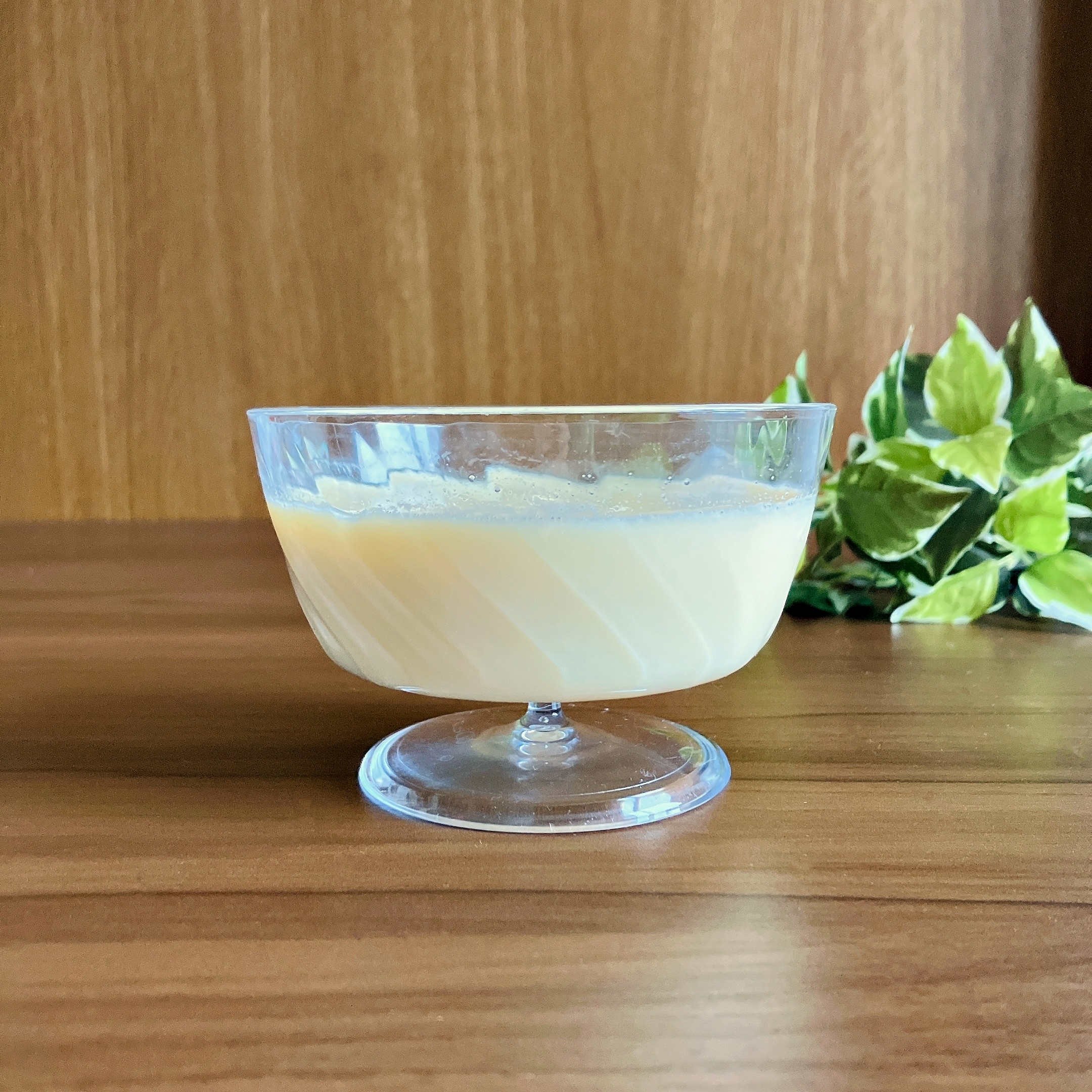 Seria(セリア)のおすすめ食器「クレール デザートカップ クリア」