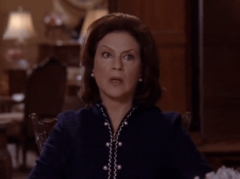 Emily Gilmore looking shocked