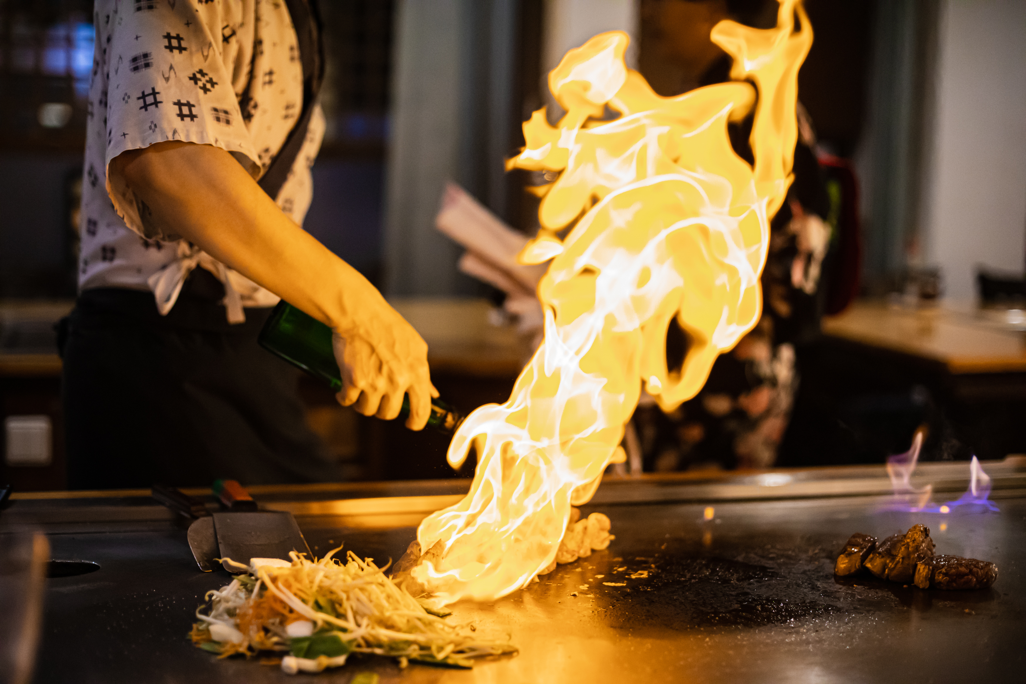 何だコレ！？」「どこが日本料理やねん」海外で日本料理として親しまれ