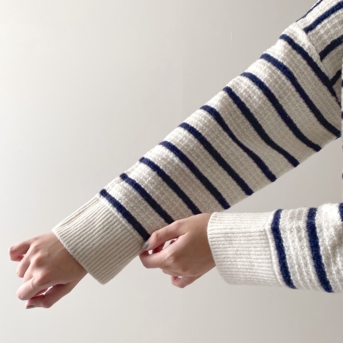 ユニクロのオススメのトップス「プレミアムラムボーダークルーネックセーター（長袖）」