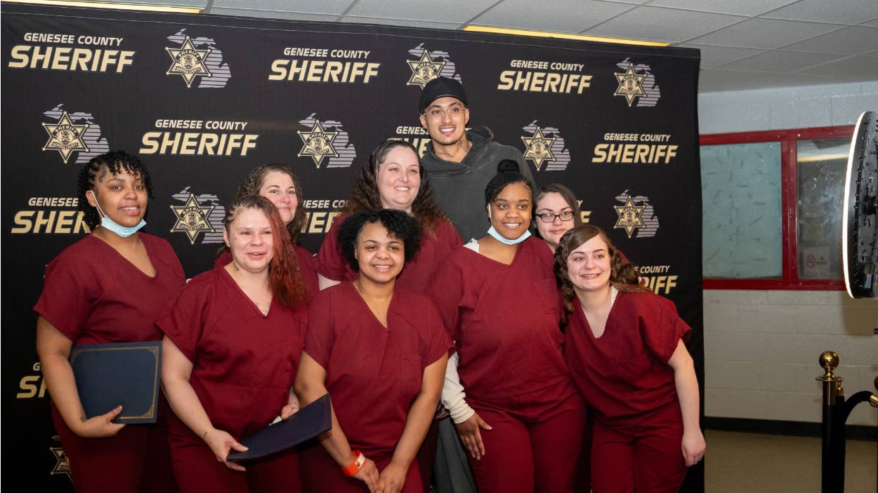 Kyle Kuzma Donates 60K in Clothing to Inmates of Flint, Michigan