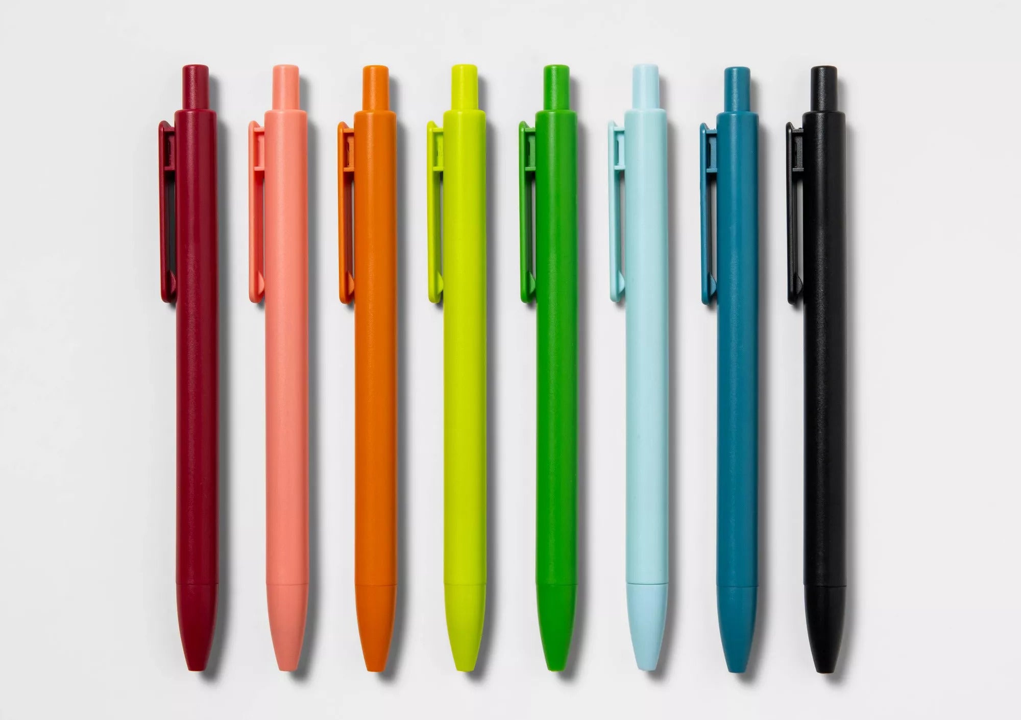 The eight gel pens, each featuring a different color