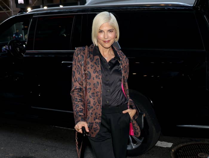 Closeup of Selma Blair with her cane