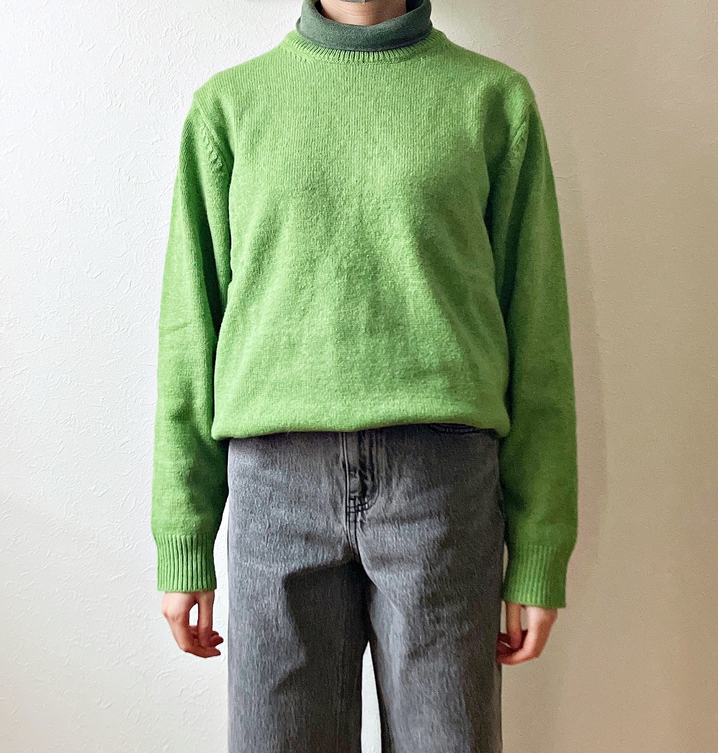 GU（ジーユー）のおすすめセーター「ラムブレンドクルーネックセーター（長袖）」