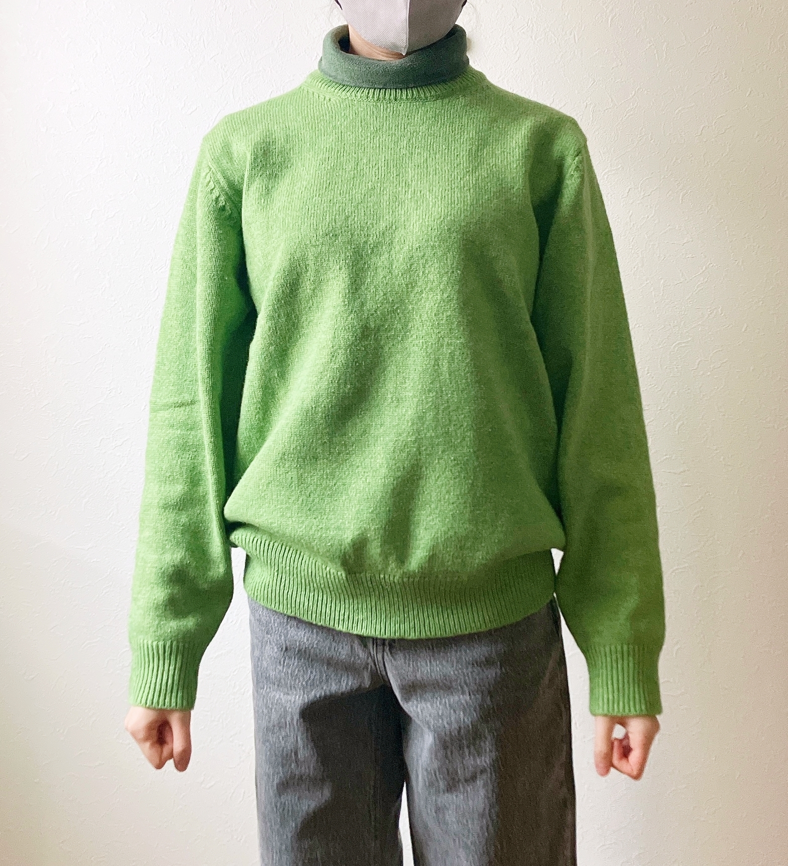 GU（ジーユー）のおすすめセーター「ラムブレンドクルーネックセーター（長袖）」