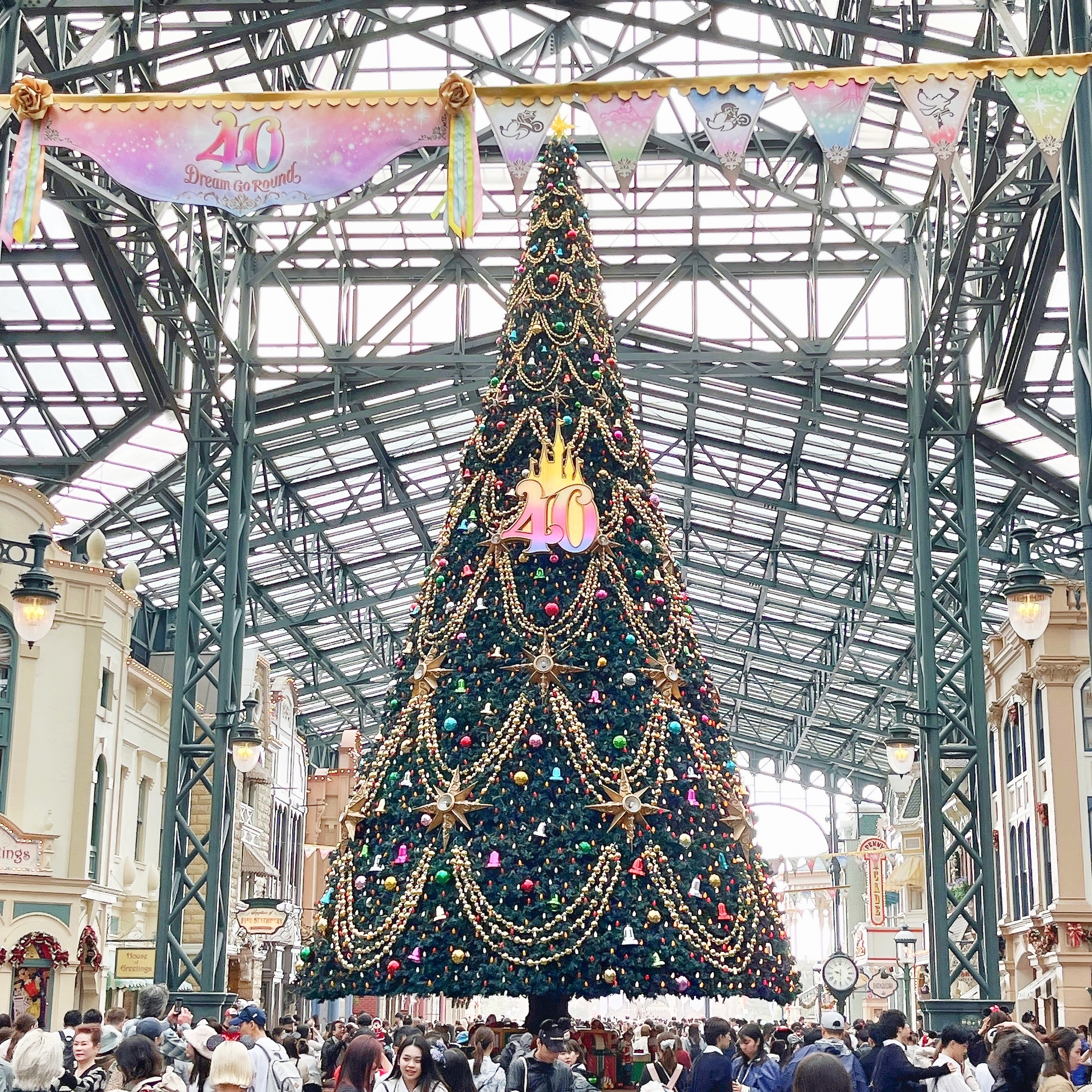 ディズニーランド】可愛すぎて即レジした！クリスマス限定の「600円