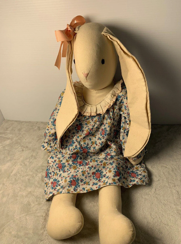 a stuffed bunny