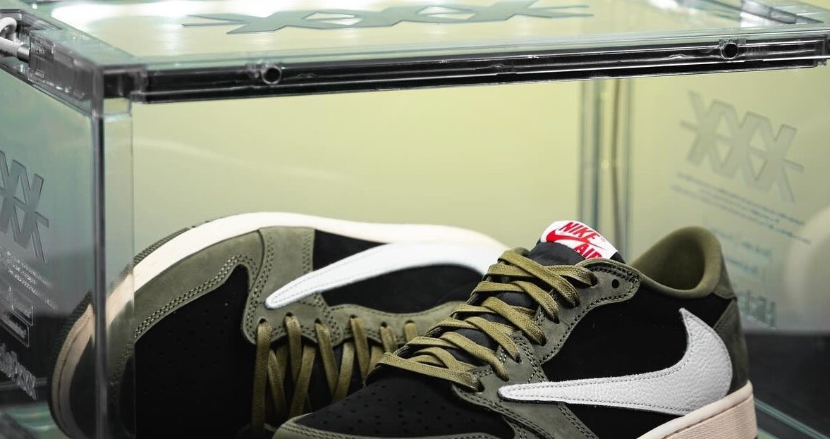 The Air Jordan 1 High OG Olive Releases Holiday 2024